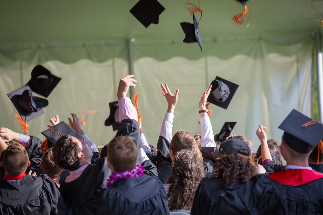 recent acca finance graduates ready to enter the job market